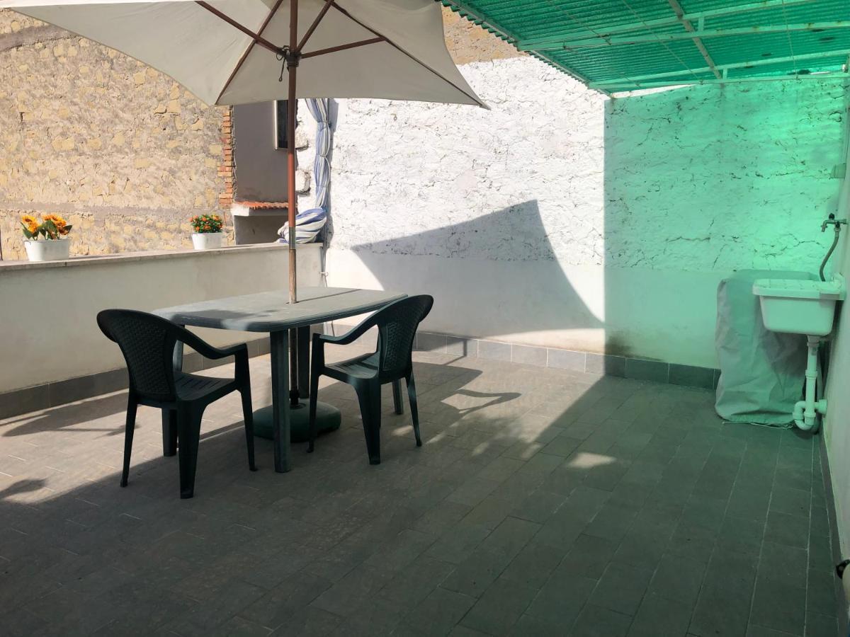 Rosy House Gaeta Exterior photo